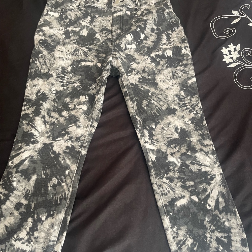 Gray and Black Tie-Dye Pants